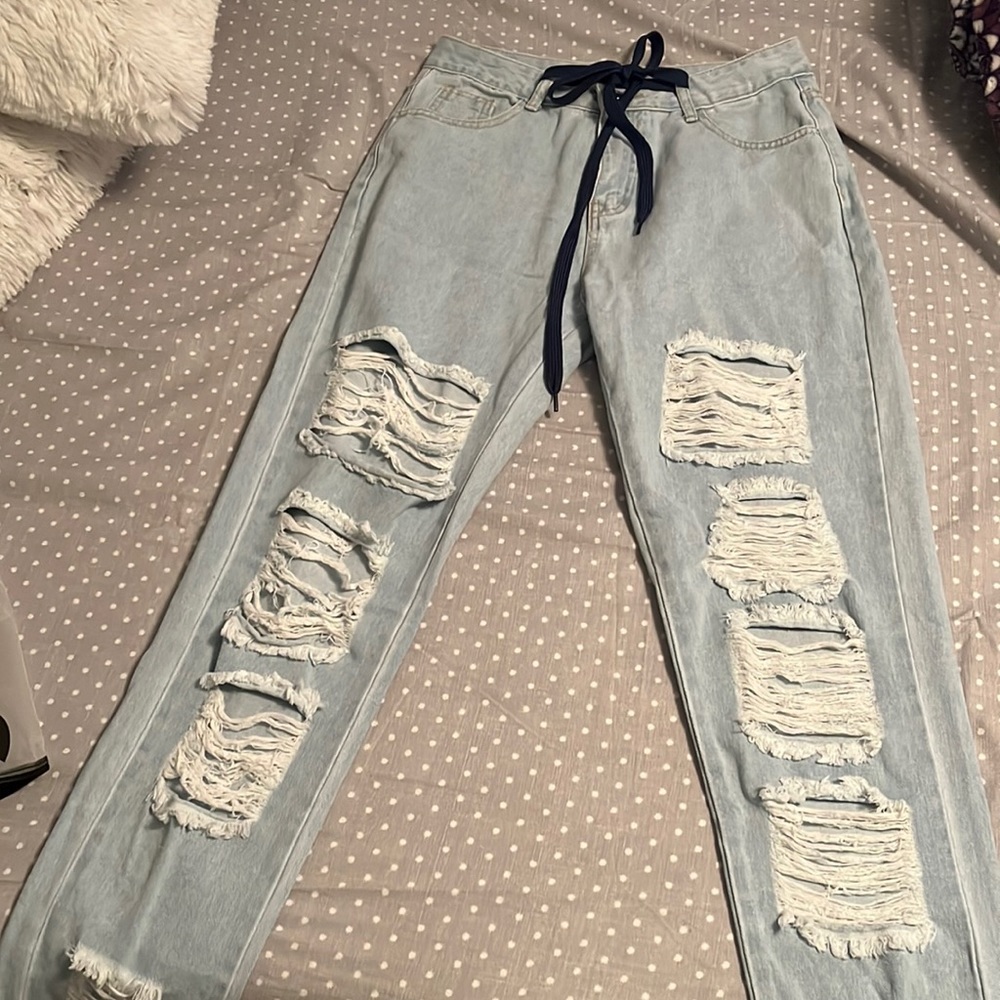 Blue skater denim torn jeans size small Shein brand